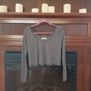 Hollister striped cropped long sleeve, striped cropped shirt